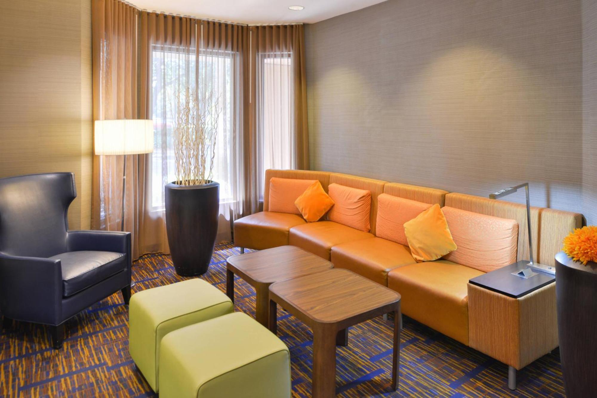 Hotel Courtyard North / I-75 Fletcher 3*