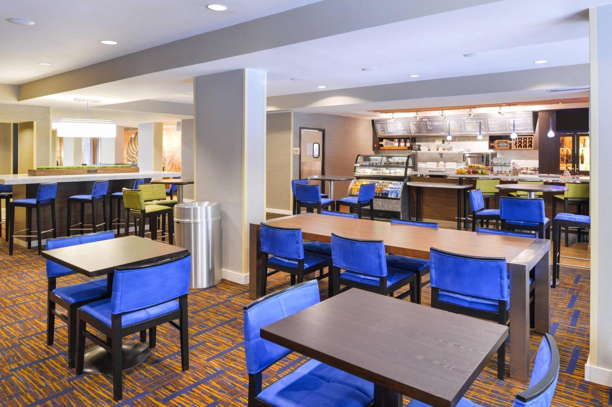 Hotel Courtyard North / I-75 Fletcher 3*