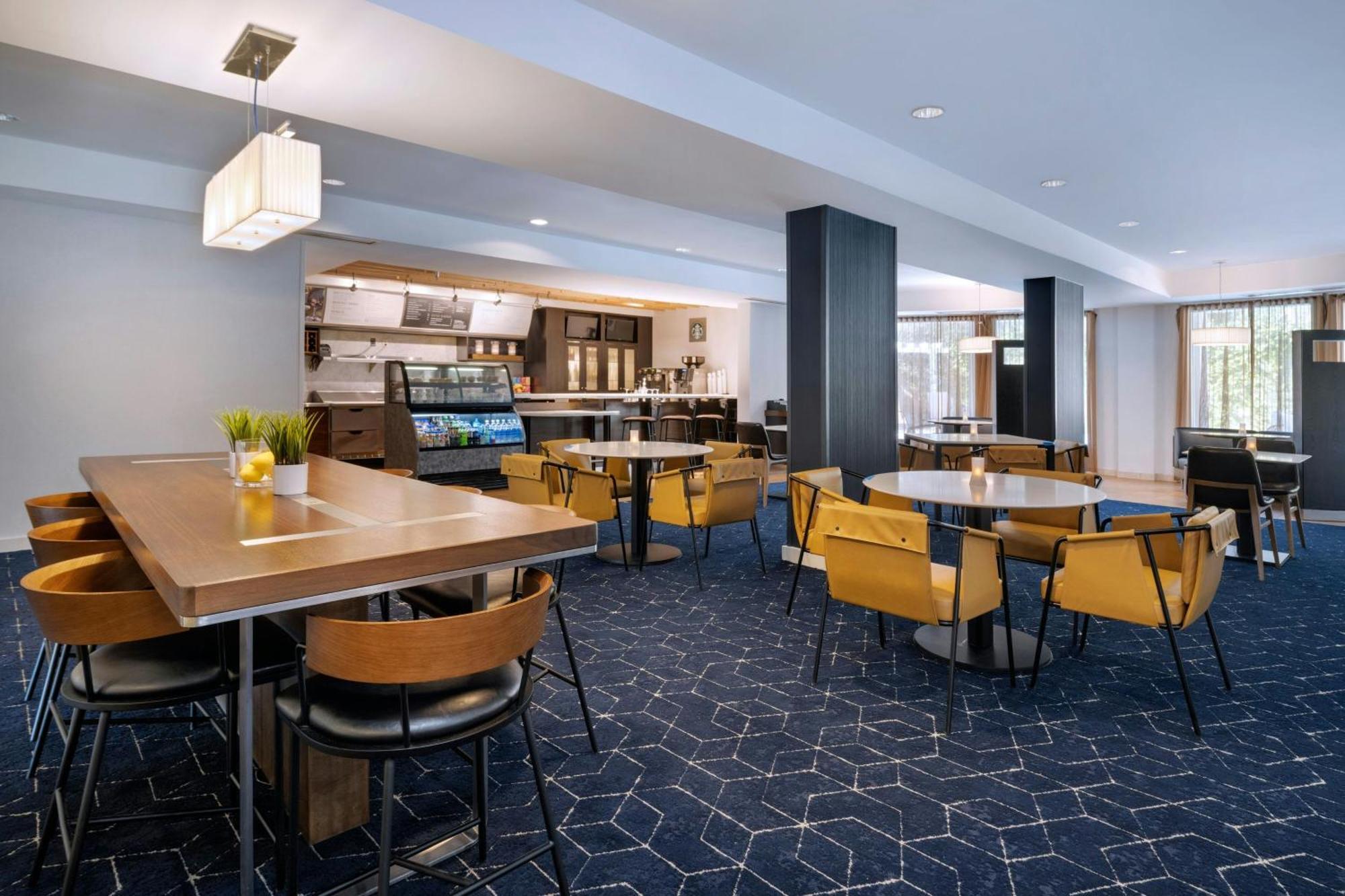 Hotel Courtyard North / I-75 Fletcher 3*