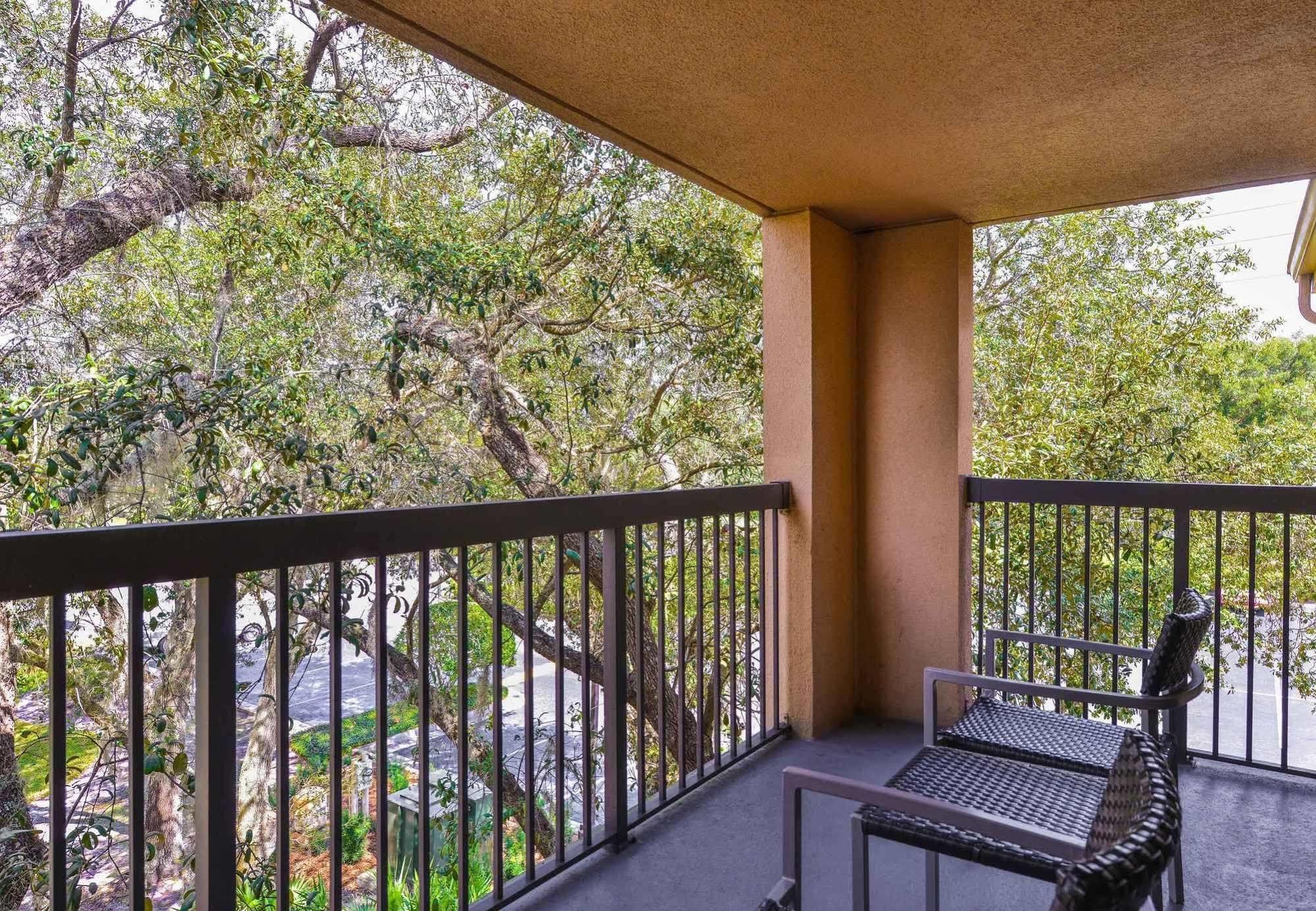 Hotel Courtyard North / I-75 Fletcher